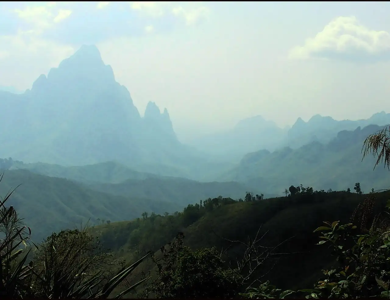 Radreise entlang des Mekong in Laos: Ein unvergessliches Abenteuer durch das Herz Indochinas